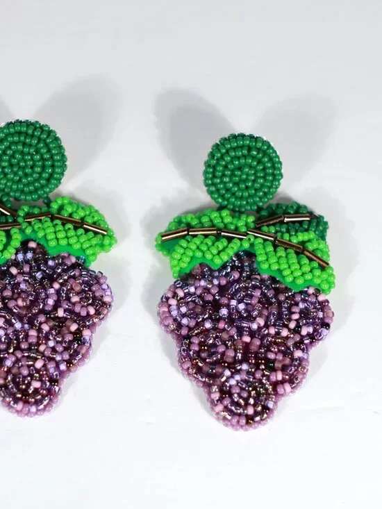 Artisan Handmade Shine Green Purple Grape Design Summer Jewelry Tone Earring - Picture 2 of 3
